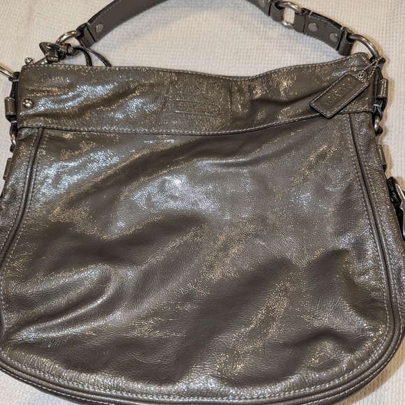 Coach Gray Metallic Shoulder Bag with Elegant Hardware - Picture 1 of 16